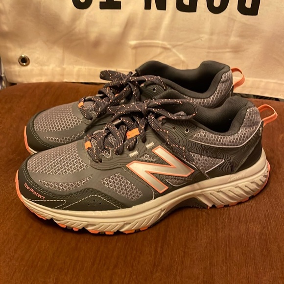 New Balance All Terrain Shoes New Balance 510v4 Hiking Shoe Women’s 7.5 Like New - Picture 1 of 12